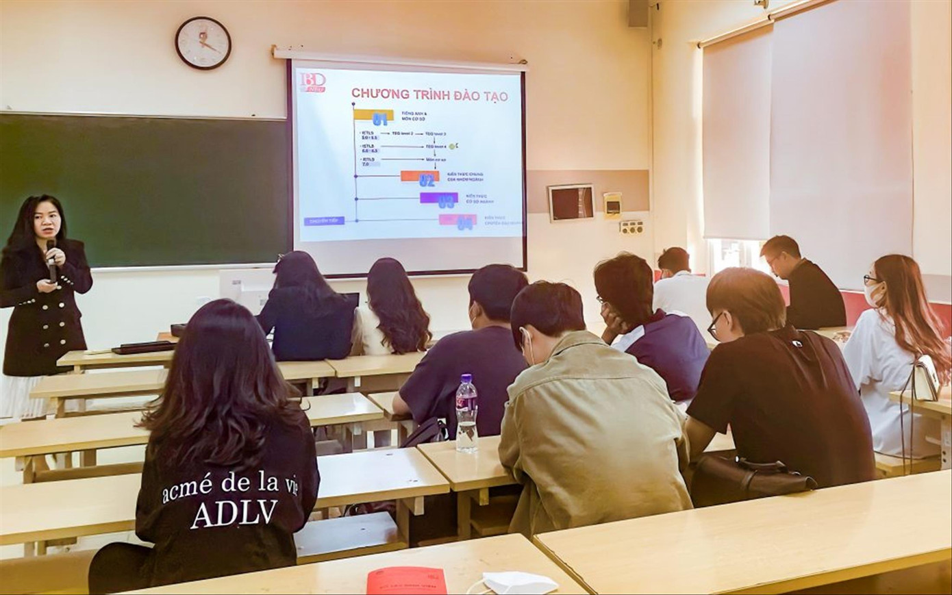 Sinh viên học tập tại chương trình liên kết của Viện Đào tạo Quốc tế. Ảnh IBD Sinh viên học tập tại chương trình liên kết của Viện Đào tạo Quốc tế. Ảnh IBD