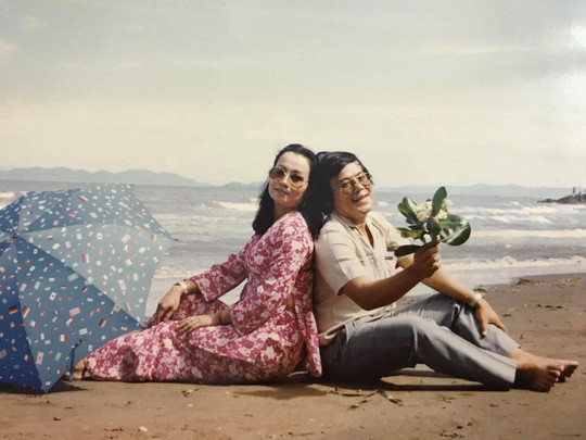 Cầu nguyện cho chồng, vợ NSƯT Giang Châu xuống tóc quy y ảnh 1