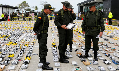 Đặc nhiệm Mỹ có thể là mắt xích trong đường dây ma túy xuyên biên giới ảnh 1