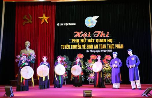 Hội thi Phụ nữ hát quan họ tuyên truyền an toàn thực phẩm ảnh 1