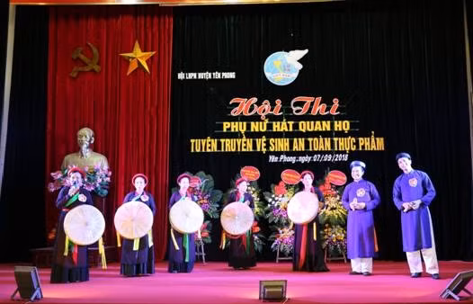 Hội thi Phụ nữ hát quan họ tuyên truyền an toàn thực phẩm ảnh 1
