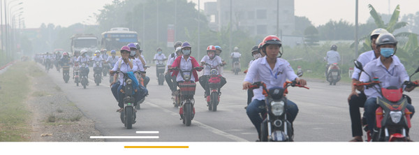 Mảnh ghép xã hội nhìn từ con đường đến trường ảnh 9