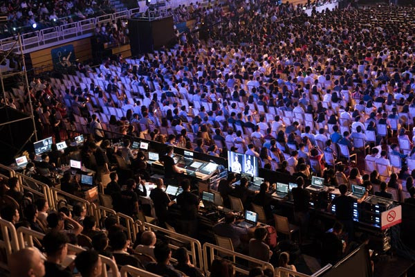 Qui Phúc và những dấu ấn đáng nhớ tại Hoa hậu Việt Nam 2018 ảnh 2