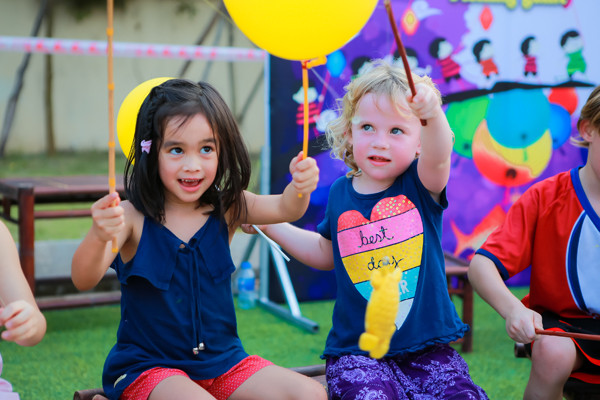 Làng 'tây' Ciputra đón Trung Thu dân gian ảnh 1