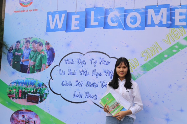 Tân sinh viên Học viện Cảnh sát Nhân dân ngày nhập trường ảnh 3