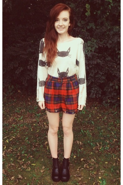 Những kiểu áo len phá cách mix layer hay mix cùng chân váy đem lại ho bạn gái vẻ đẹp ngọt ngào đáng yêu. Thời trang thu chắc chắn không thể thiếu những chiếc áo khoác như blazer, denim hay cardigan....