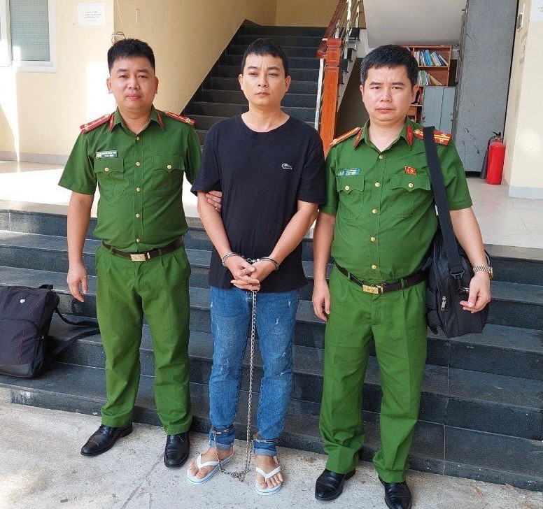 Hà Duy Phương bị bắt tại thành phố Cam Ranh và di lý về Công an tỉnh Thanh Hoá.