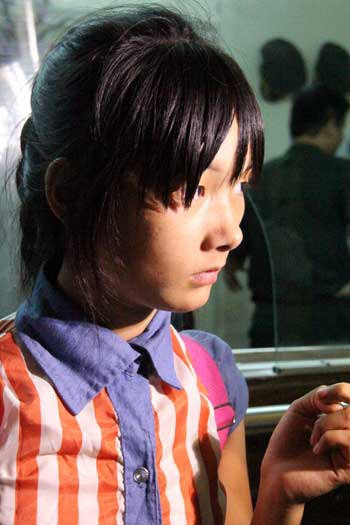 Sau hơn 2 năm xa nhà, Pa Na đã nói không sõi tiếng Việt. Ảnh: Tuấn Anh