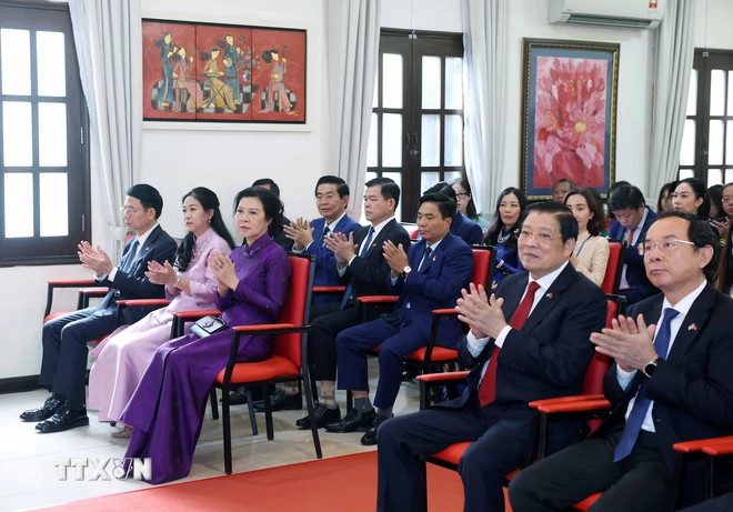 Các đại biểu tham dự buổi gặp gỡ. (Ảnh: Thống Nhất/TTXVN) Các đại biểu tham dự buổi gặp gỡ. (Ảnh: Thống Nhất/TTXVN)