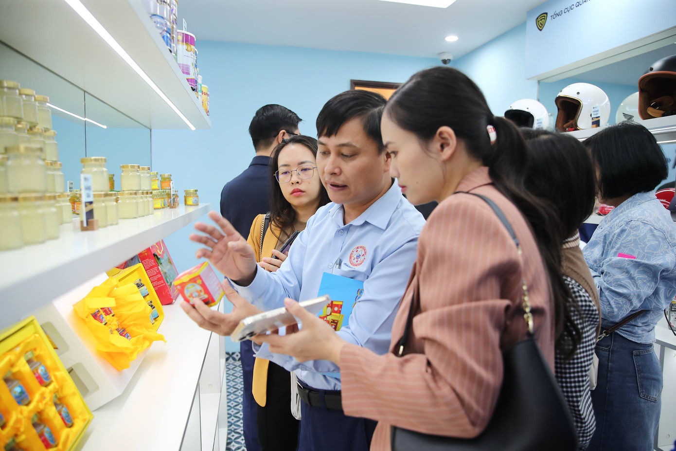 Hướng dẫn khách hàng mua đúng sản phẩm Yến sào Khánh Hòa.