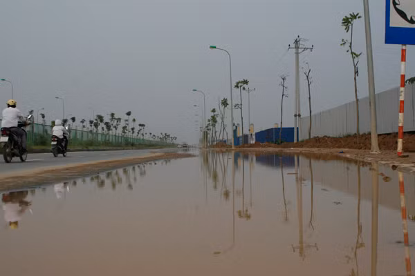Nước ngập lênh láng