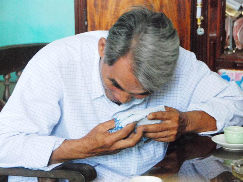 Nước mắt ngày về. Ảnh: X.B