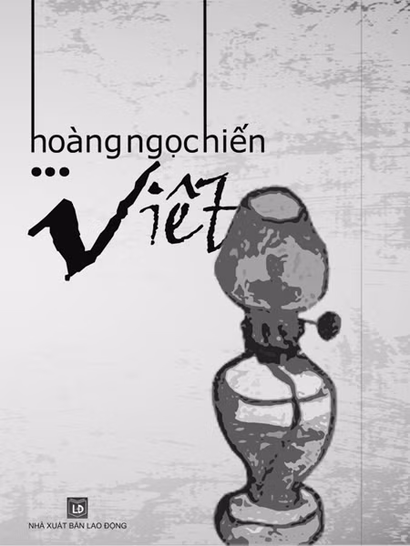 “Trong dịp này, NXB Lao động giới thiệu cuốn sách “Hoàng Ngọc Hiến... viết” sách do Đa Huyên (Nhà văn Nguyễn Đức Hùng) biên soạn, GS-TS Phạm Vĩnh Cư viết lời giới thiệu.