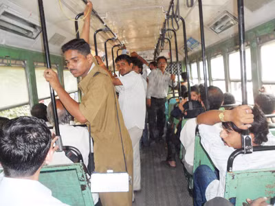 Xe buýt ở Mumbai