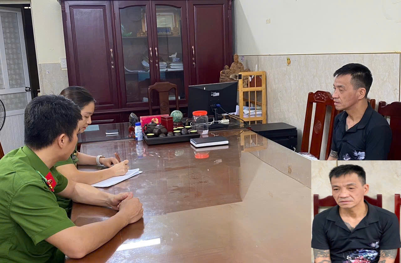 Nguyễn Hải Long tại cơ quan công an