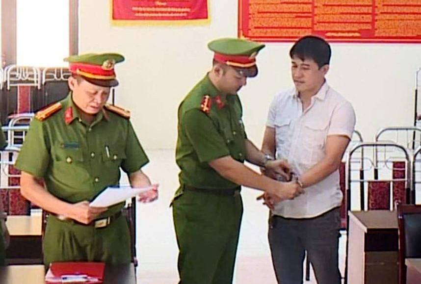 Cơ quan chức năng thi hành lệnh bắt tạm giam đối với Nguyễn Ngọc Thành