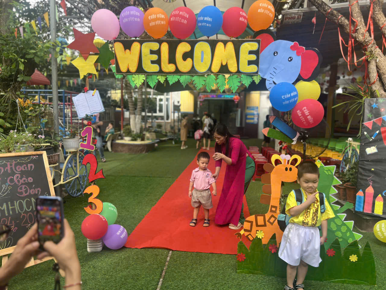 Hơn 23 triệu học sinh khai giảng năm học mới ảnh 12 Hơn 23 triệu học sinh khai giảng năm học mới ảnh 12