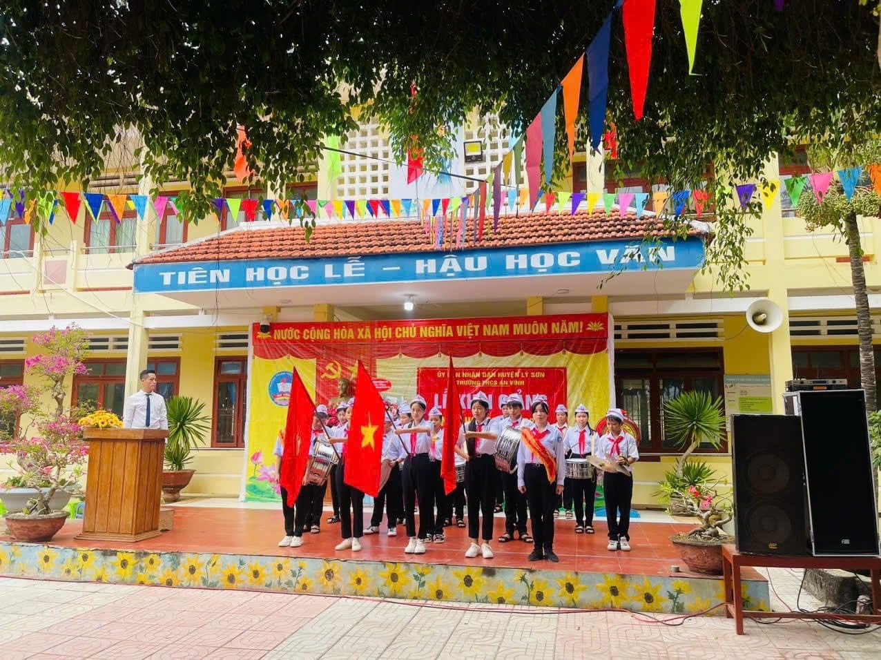 Hơn 23 triệu học sinh khai giảng năm học mới ảnh 85 Hơn 23 triệu học sinh khai giảng năm học mới ảnh 85