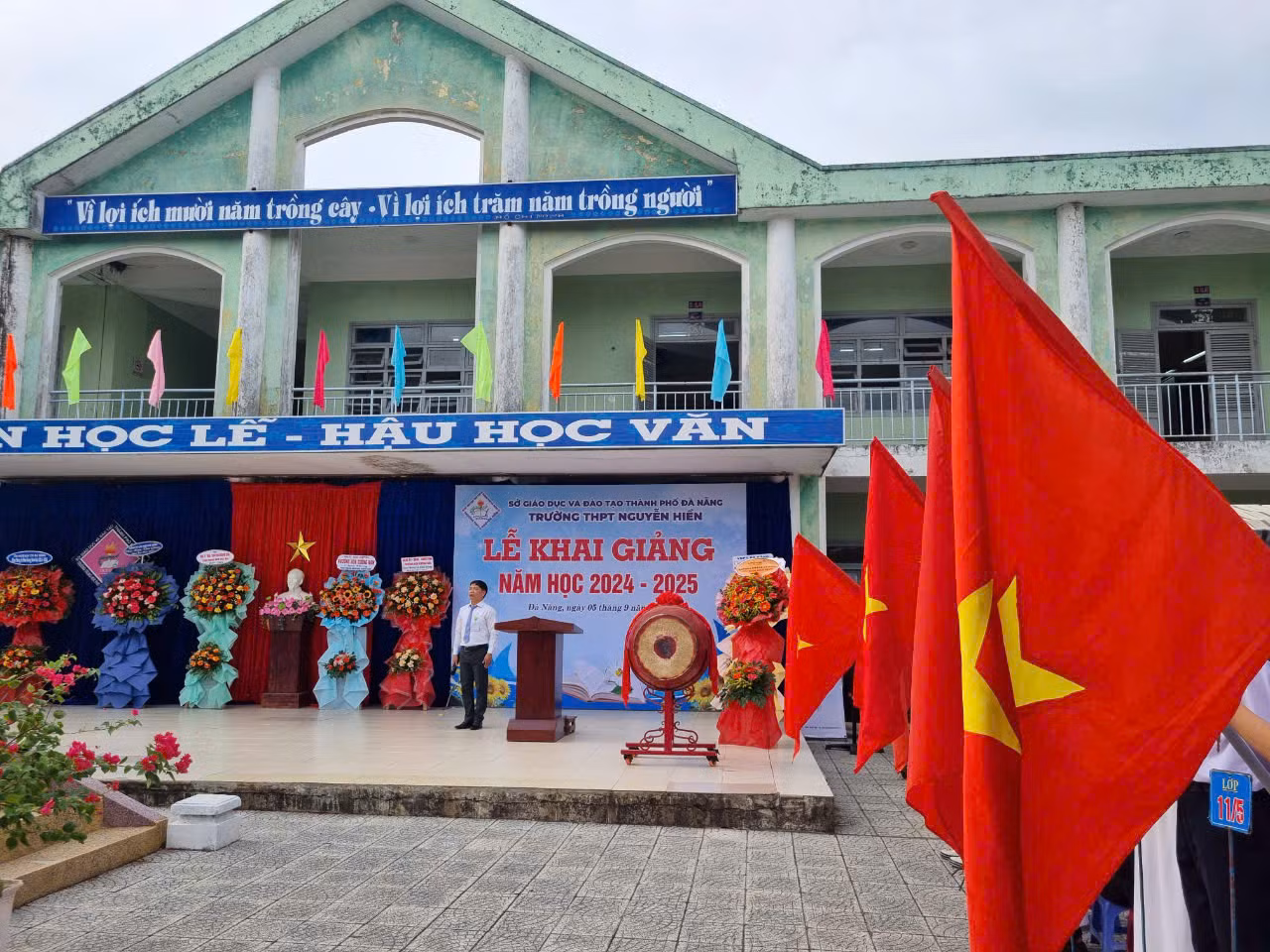 Hơn 23 triệu học sinh khai giảng năm học mới ảnh 9