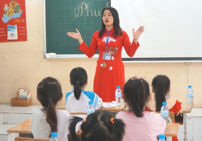 Chính phủ yêu cầu tách nhà giáo ra khỏi đối tượng điều chỉnh của Luật Viên chức.