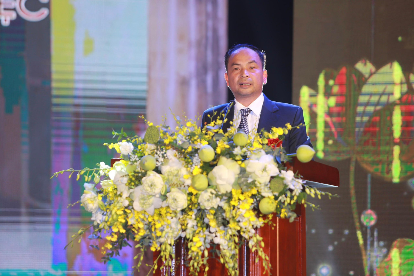 Phó Bí thư Quận ủy, Chủ tịch UBND quận Tây Hồ Nguyễn Đình Khuyến. (Ảnh: Duy Phạm)