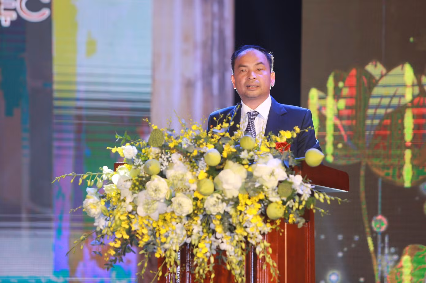 Phó Bí thư Quận ủy, Chủ tịch UBND quận Tây Hồ Nguyễn Đình Khuyến. (Ảnh: Duy Phạm)
