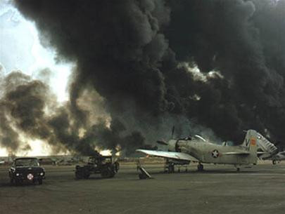 Đòn tấn công vào sân bay Tân Sơn Nhất. Đòn tấn công vào sân bay Tân Sơn Nhất