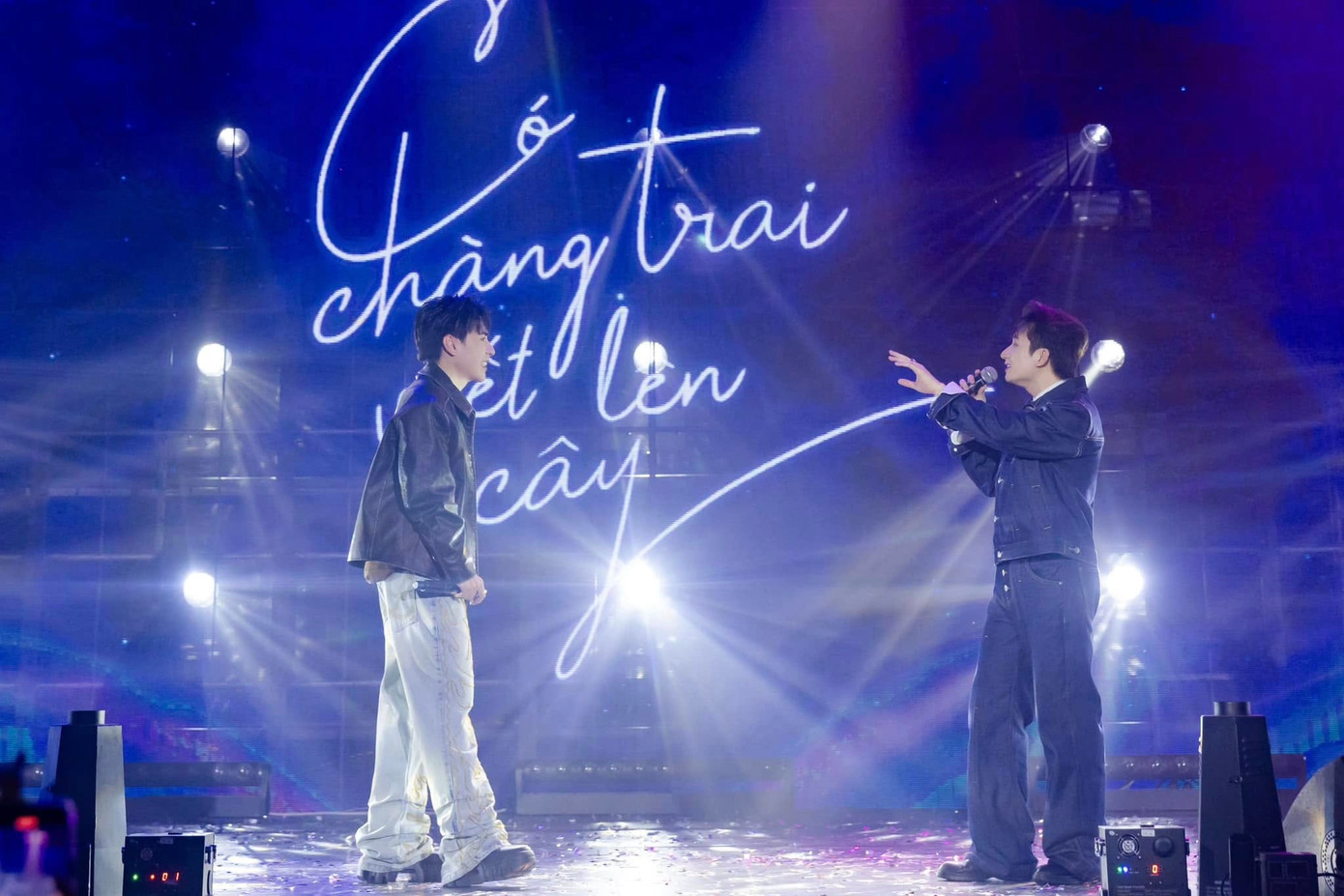 Phan Mạnh Quỳnh từng chia sẻ: "Quang Hùng là trường hợp đặc biệt vì không nghệ sĩ nào phát triển mối quan hệ với mình nhanh đến vậy".