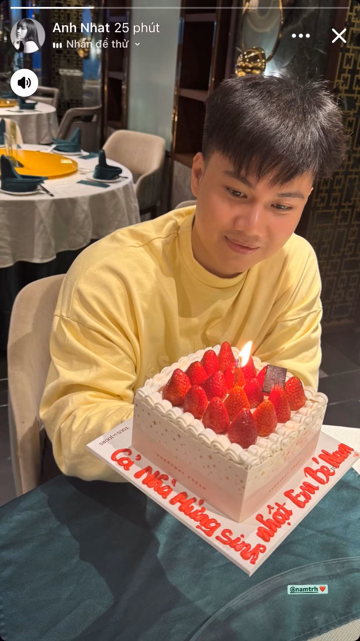 Nam Vlog từng xuất hiện trên Story của Miu Lê, cả hai đón sinh nhật cùng nhau.