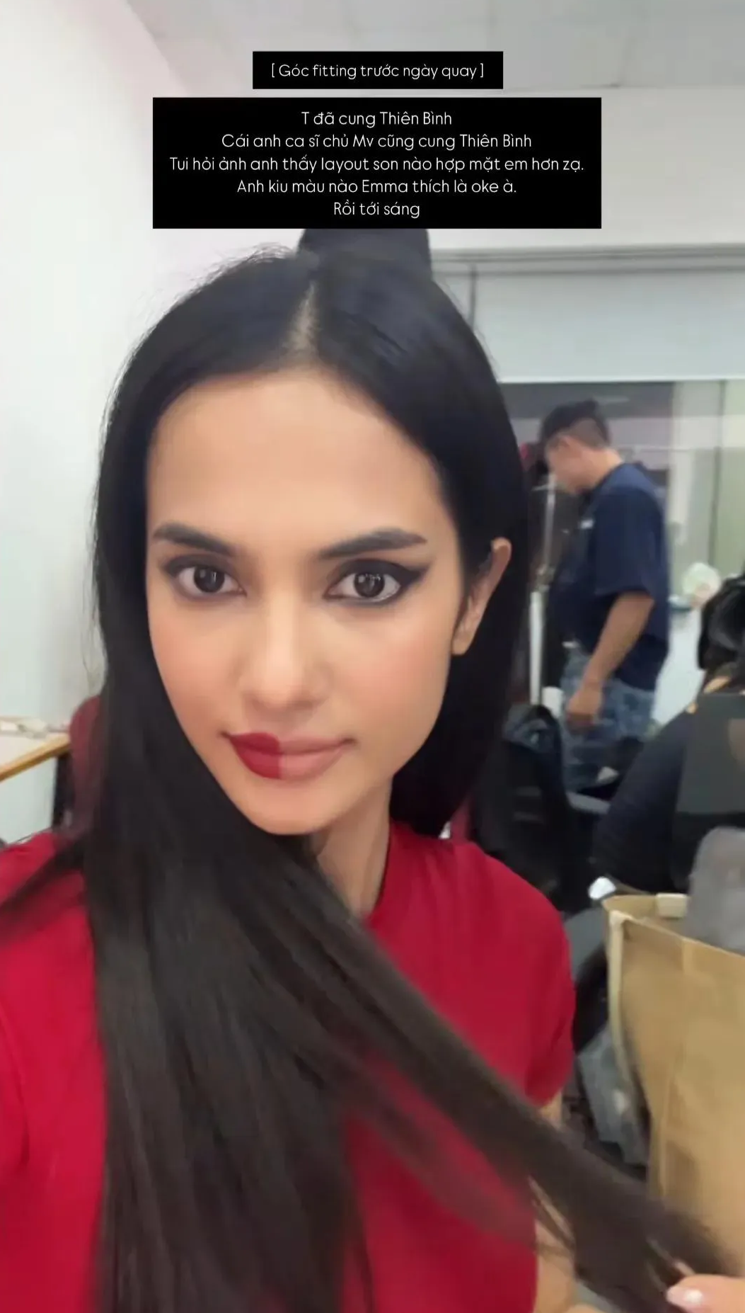 &quot;Bông hồng lai&quot; Emma Lê tiết lộ quay MV cho một nam ca sĩ cung Thiên Bình.