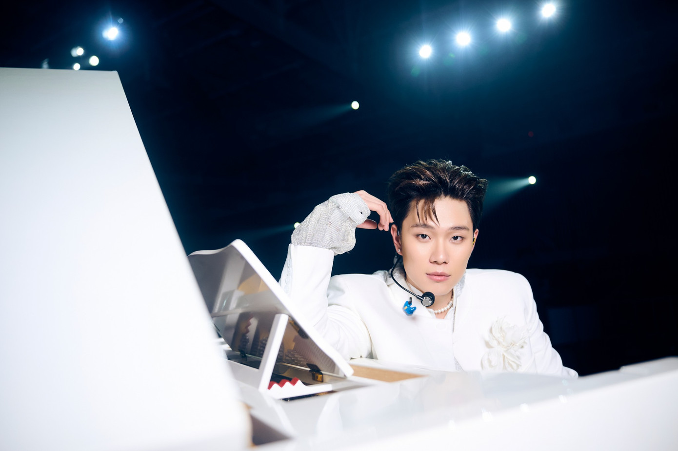 Hậu tham gia Anh Trai "Say Hi", Dương Domic được lòng khán giả bởi sự đa tài, vừa hát vừa sáng tác. Nam ca sĩ Gen Z còn hút fan nhờ tính cách "tẻn tẻn".