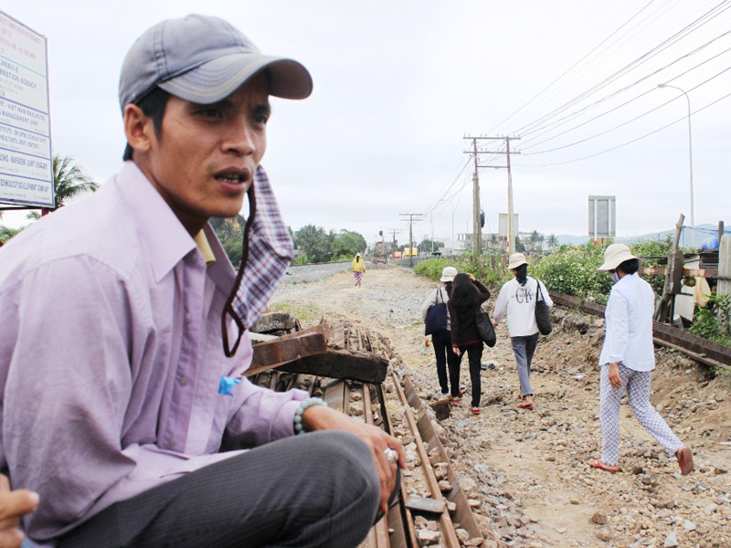 Anh Tý kể chuyện bị thương do nhảy tàu