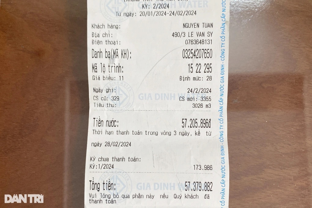 Hóa đơn báo tiền nước nhà ông Huy (Ảnh: An Huy). Hóa đơn báo tiền nước nhà ông Huy (Ảnh: An Huy).