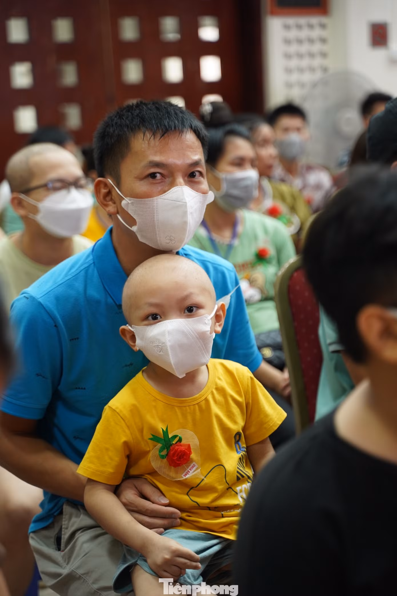 "Tổ tiên ta có câu “Con đâu cha mẹ đó”, cha mẹ vẫn luôn hiện diện trong ta, trong từng hình hài, hơi thở và dòng máu của chính ta. Ta là kết tinh của cha và mẹ, vì vậy để báo đền ân đức của cha mẹ, việc mỗi người cần làm chính là nỗ lực sống tốt, vượt qua khó khăn để trở về bên gia đình".