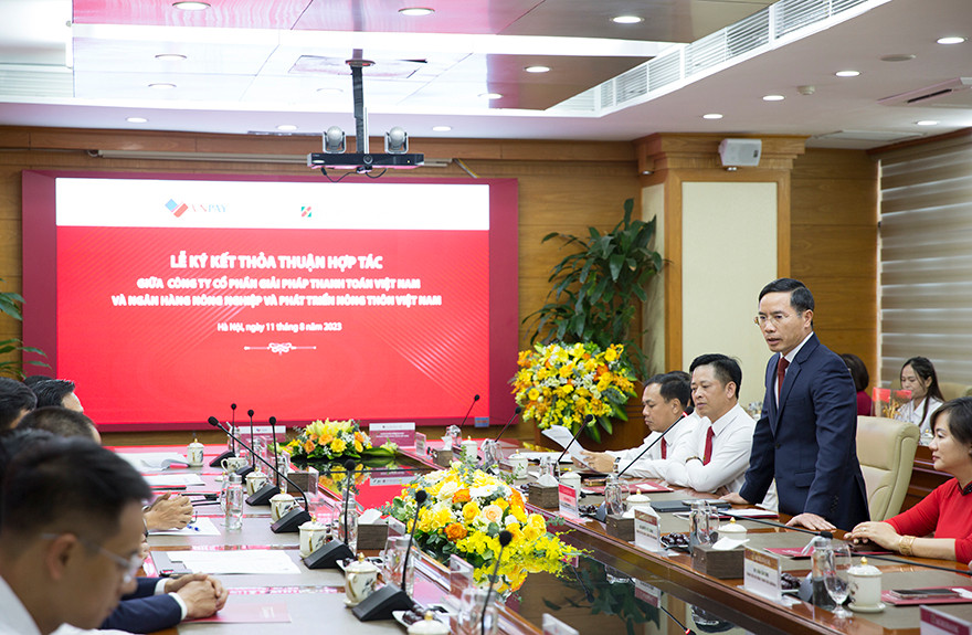 Chủ tịch HĐTV Agribank Phạm Đức Ấn phát biểu tại Lễ ký kết