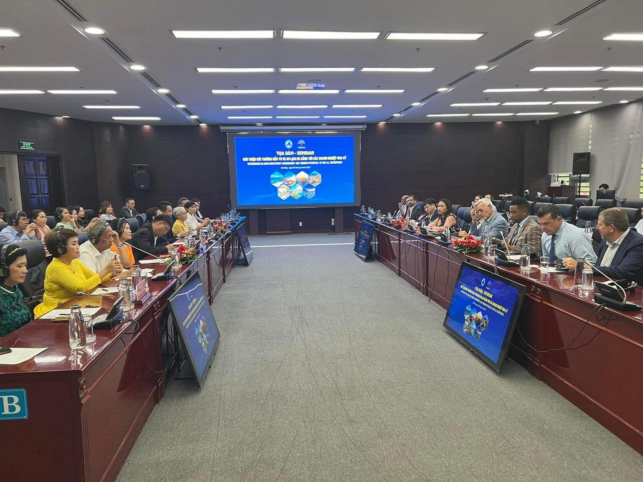 Tọa đàm giới thiệu môi trường đầu tư và du lịch Đà Nẵng với doanh nghiệp Hoa Kỳ