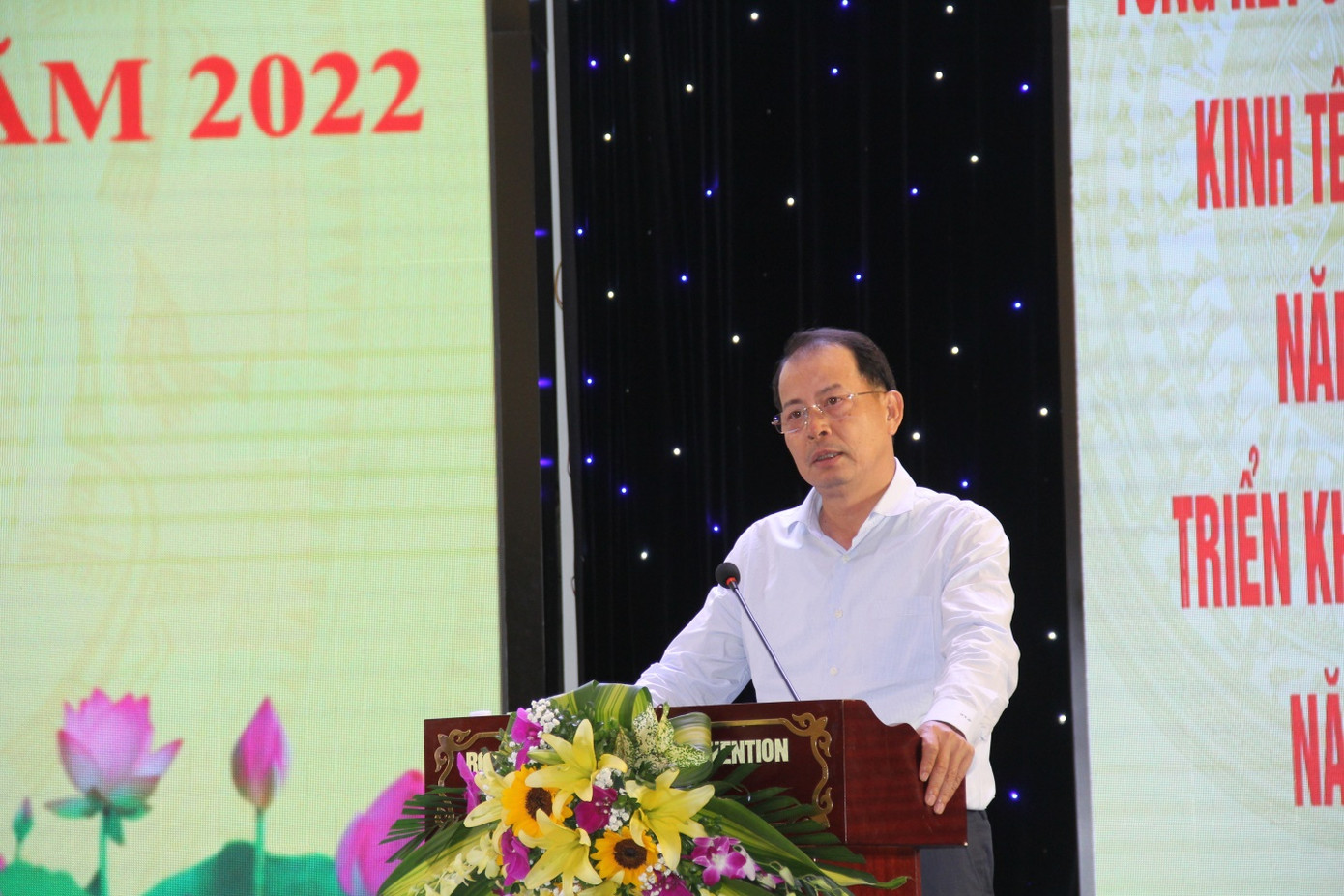 Đồng chí Đặng Thanh Hải - Tổng giám đốc Tập đoàn TKV đề nghị rà soát các quy chế, quy định để bổ sung theo đúng chủ trương, chính sách, pháp luật của Đảng và Nhà nước. Đồng chí Đặng Thanh Hải - Tổng giám đốc Tập đoàn TKV đề nghị rà soát các quy chế, quy định để bổ sung theo đúng chủ trương, chính sách, pháp luật của Đảng và Nhà nước.