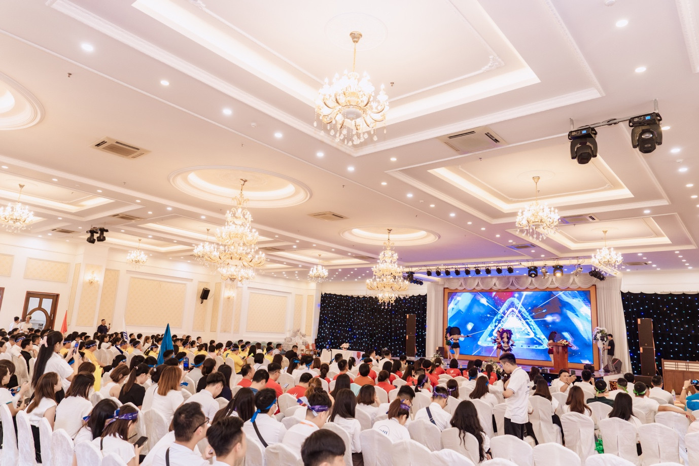 Sự kiện thu hút hơn 300 chuyên viên tư vấn là những “anh tài” trong ngành BĐS tham dự