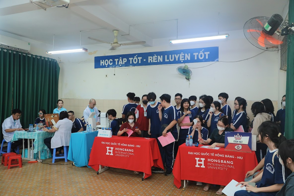 Dự kiến sẽ có hàng chục nghìn học sinh tại TPHCM và các tỉnh được khám sức khỏe miễn phí Dự kiến sẽ có hàng chục nghìn học sinh tại TPHCM và các tỉnh được khám sức khỏe miễn phí