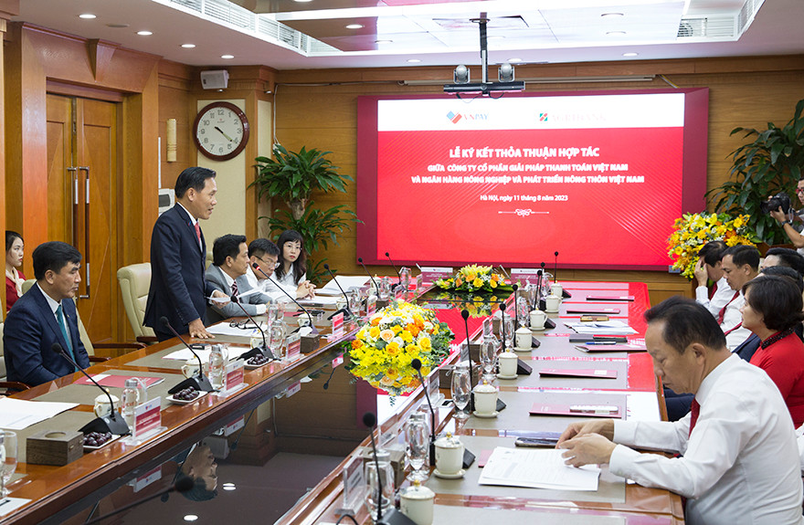 Chủ tịch HĐQT VNPAY Trần Trí Mạnh phát biểu tại Lễ ký kết