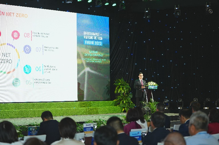 Ông Nguyễn Việt Dũng, Tổng Giám đốc Bureau Veritas Việt Nam chia sẻ về Vinamilk như một mô hình điển hình về doanh nghiệp tiên phong với Net Zero tại Việt Nam Ông Nguyễn Việt Dũng, Tổng Giám đốc Bureau Veritas Việt Nam chia sẻ về Vinamilk như một mô hình điển hình về doanh nghiệp tiên phong với Net Zero tại Việt Nam