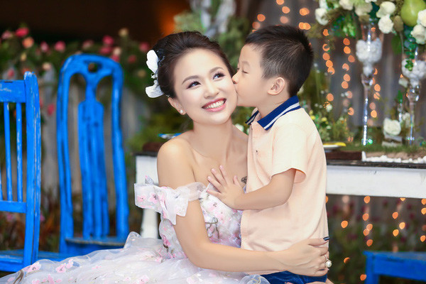 Showbiz 10/10: Phản ứng của Thanh Hương khi vướng tin đồn ly hôn ảnh 3