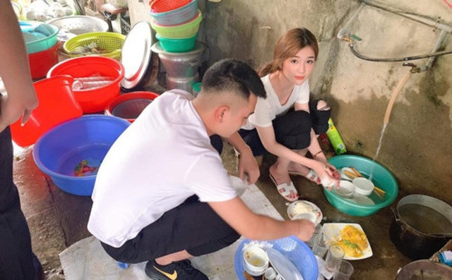 Những hot girl bất ngờ nổi tiếng với vài khoảnh khắc xuất thần ảnh 6