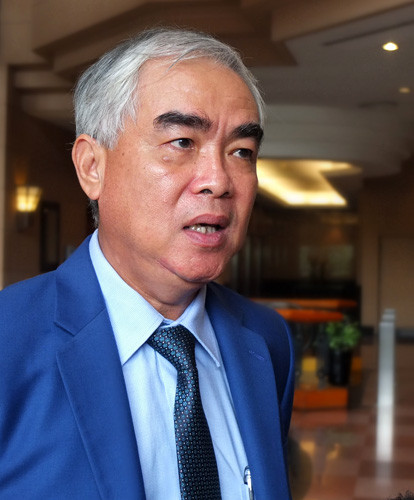 Chủ tịch Eximbank Lê Hùng Dũng đã làm gương tự giảm 50% lương. Ảnh: Thanh Lan