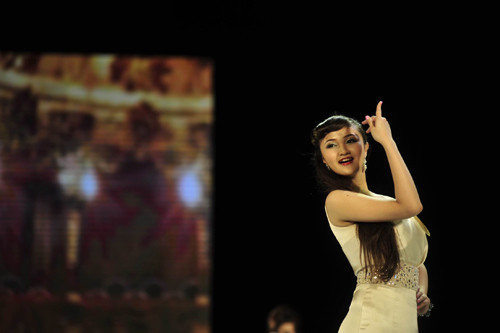 Phần thi Trang phục Dạ hội