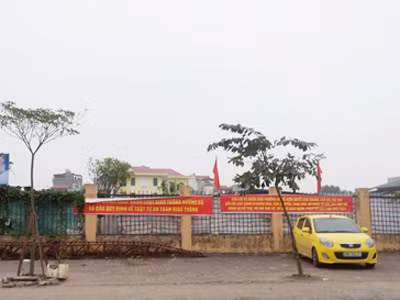 Người dân khẩn thiết đề nghị cơ quan chức năng vào cuộc kiểm tra việc cho thuê đất công của phường Bồ Đề