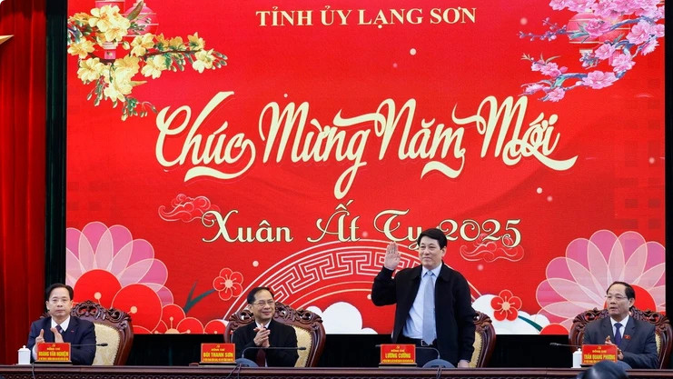 Chủ tịch nước Lương Cường gặp mặt Ban Thường vụ Tỉnh ủy Lạng Sơn. (Ảnh: TTXVN) Chủ tịch nước Lương Cường gặp mặt Ban Thường vụ Tỉnh ủy Lạng Sơn. (Ảnh: TTXVN)