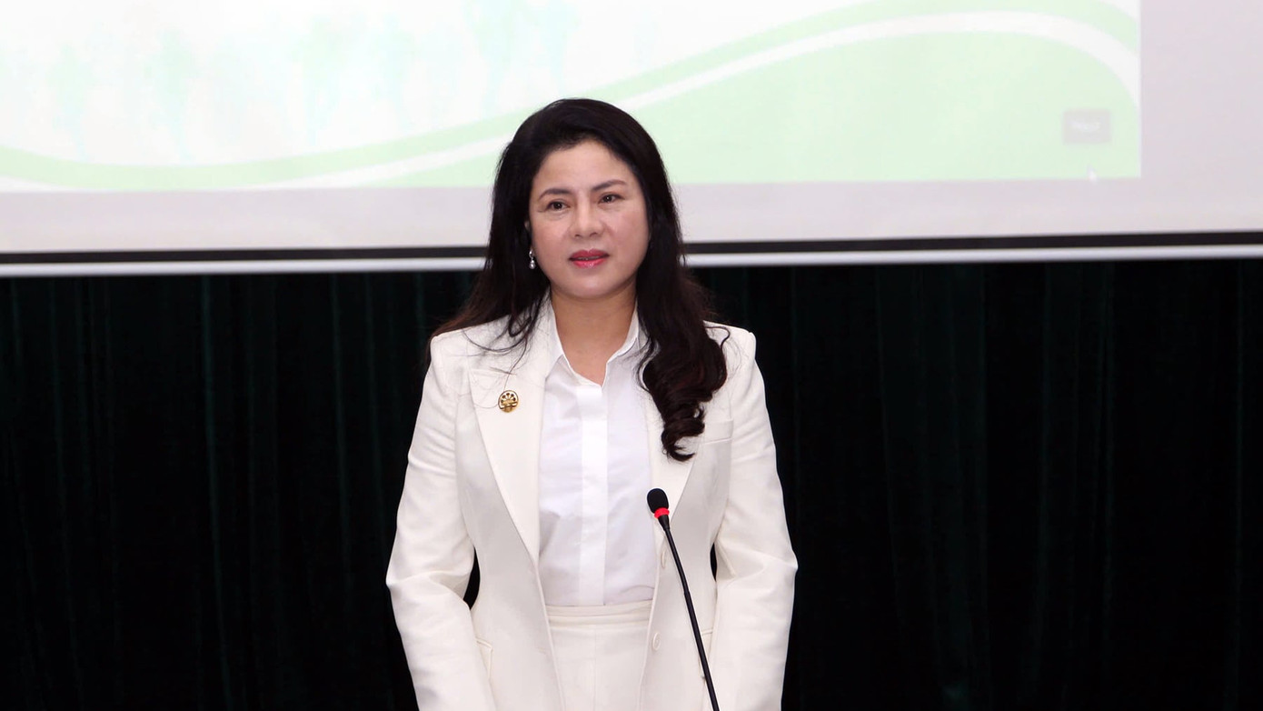 Bà Trần Thị Hoàng Mai - Giám đốc Sở Văn hóa Thể thao và Du lịch Hải Phòng chủ trì buổi họp về công tác tổ chức ngày chạy vì một Hải Phòng xanh, văn minh và thân thiện năm 2025.