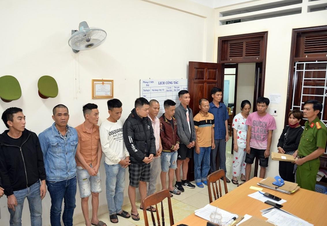 Một số đối tượng tại cơ quan công an. Ảnh: Công an tỉnh Gia Lai Một số đối tượng tại cơ quan công an. Ảnh: Công an tỉnh Gia Lai