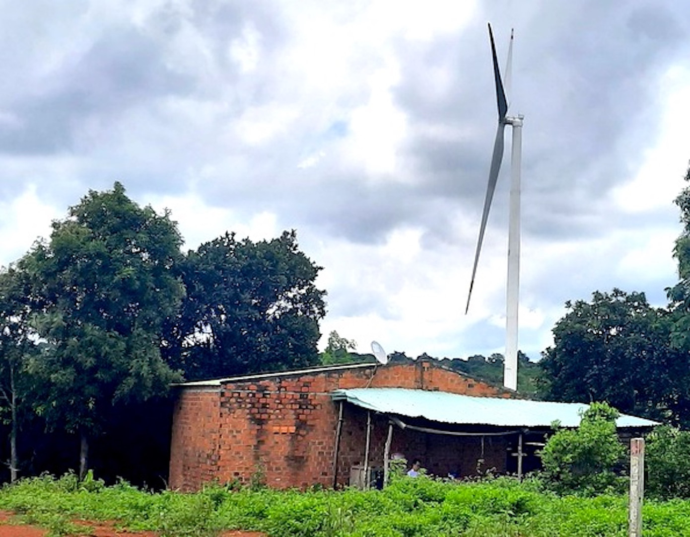 Nhiều hộ dân ở xã Ia Le chưa đồng ý với mức đền bù của dự án điện gió. Nhiều hộ dân ở xã Ia Le chưa đồng ý với mức đền bù của dự án điện gió.